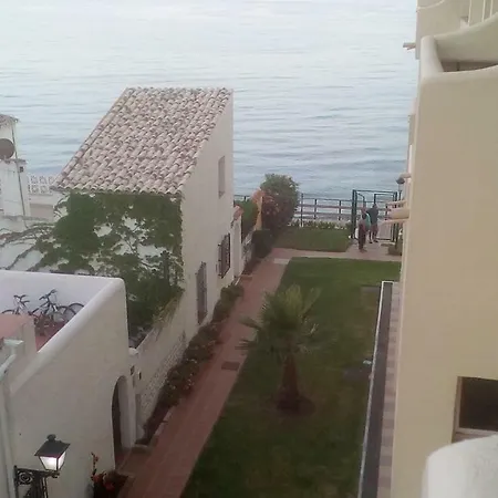 Casa Cachita-en 1ª Linea De Playa Estepona