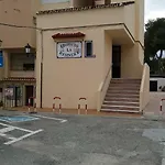 Apartamento Casa Cachita-en 1ª Línea De Playa Estepona