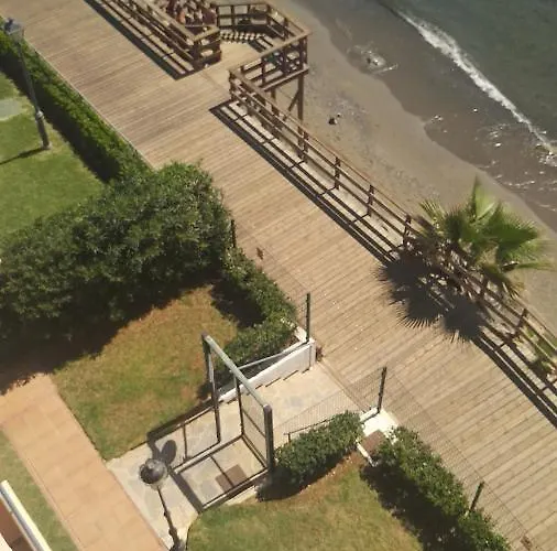 Casa Cachita-en 1ª Linea De Playa Appartamento